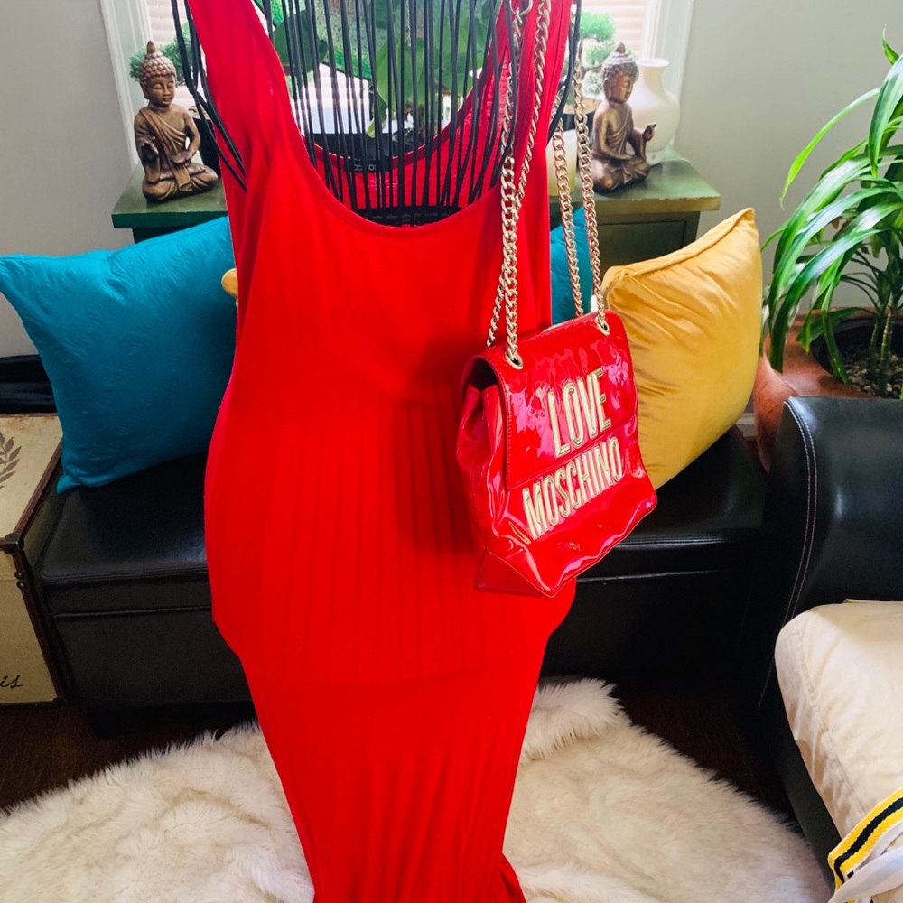 Deep Plunge Red Maxi🥰